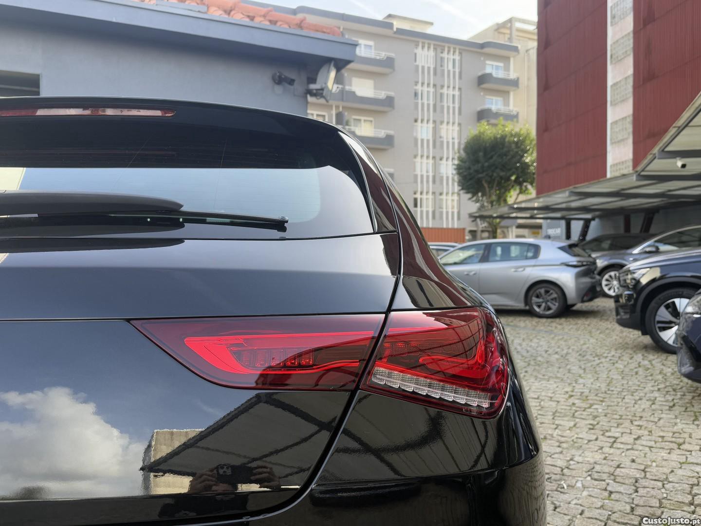 Mercedes-Benz CLA 250 e Shooting Brake AMG Line — fotografia 13