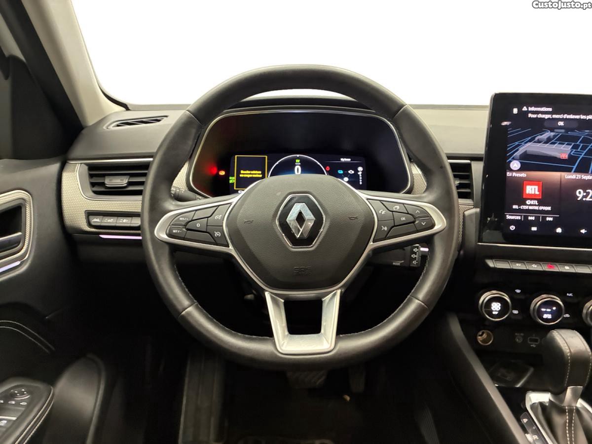 Renault Arkana E-Tech Techno — fotografia 5