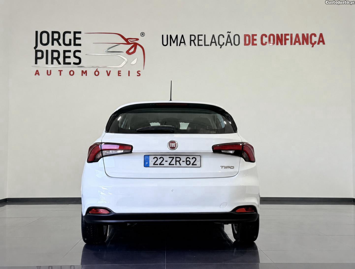 Fiat Tipo 1.3 M-JET LOUNGE 95 CV - NACIONAL - — fotografia 23
