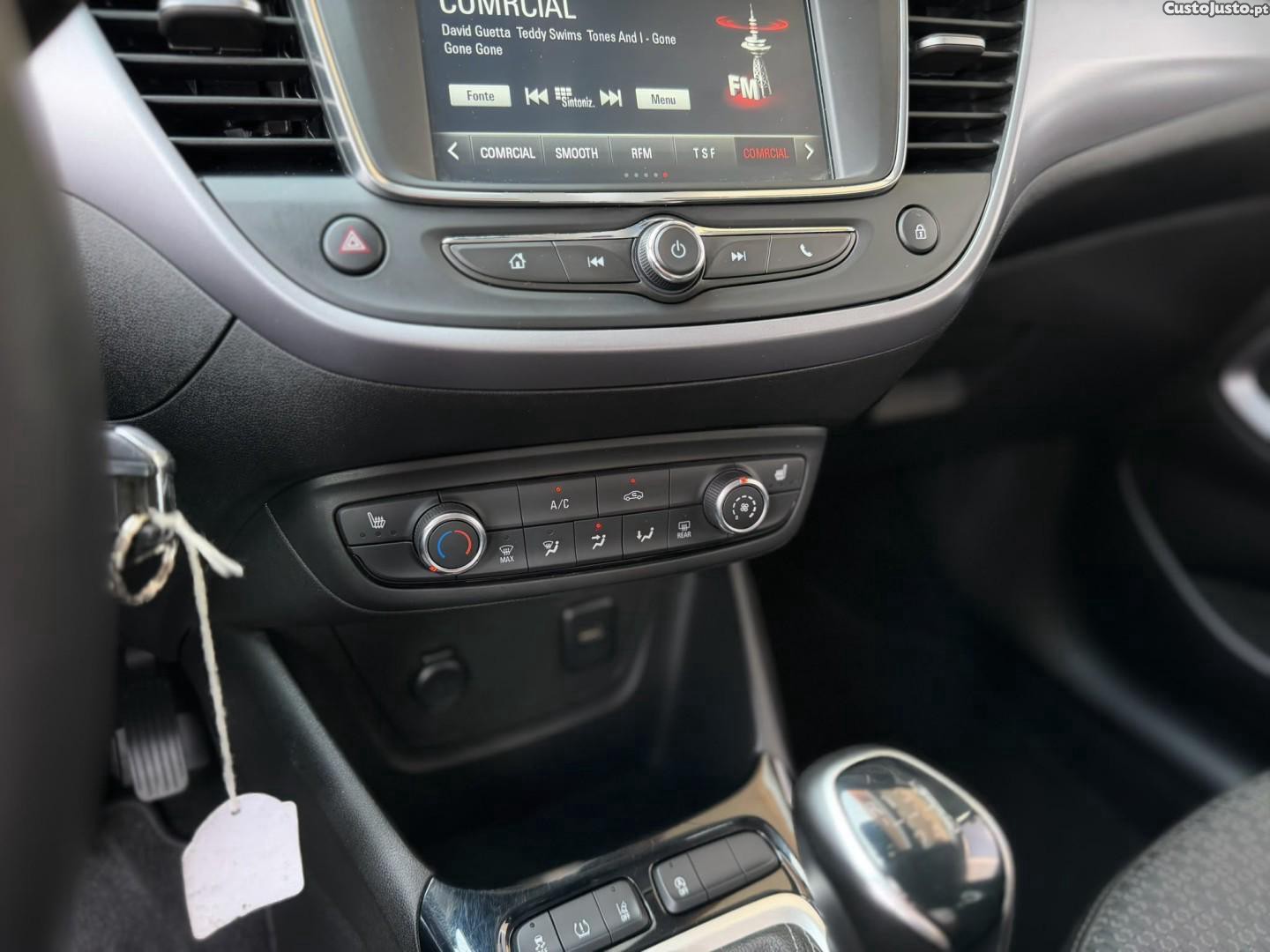 Opel Crossland 1.2 T Elegance — fotografia 5