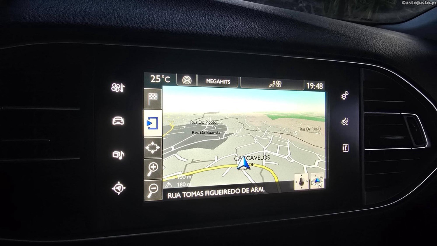 Peugeot 308 SW 1.6 BlueHDI 120 CV — photo 3