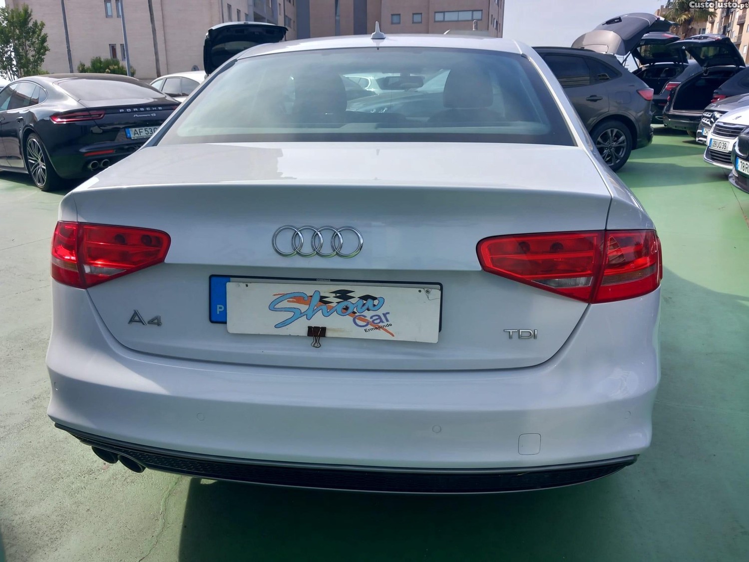 Audi A4 Avant 2.0 TDI Sport — fotografia 16