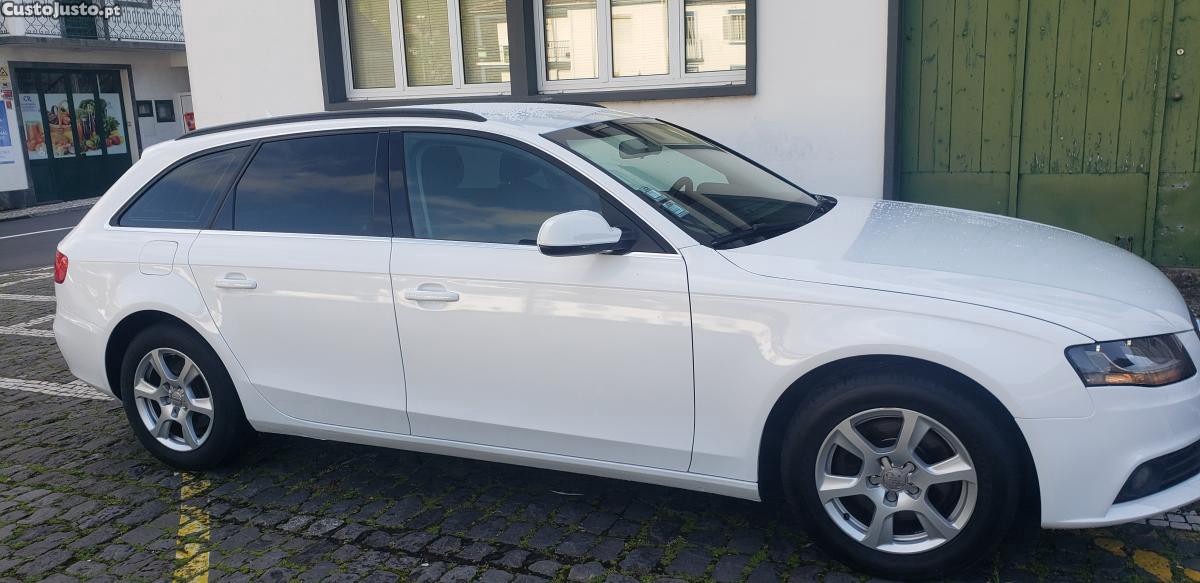 Audi A4 B8 - 10 foto 4
