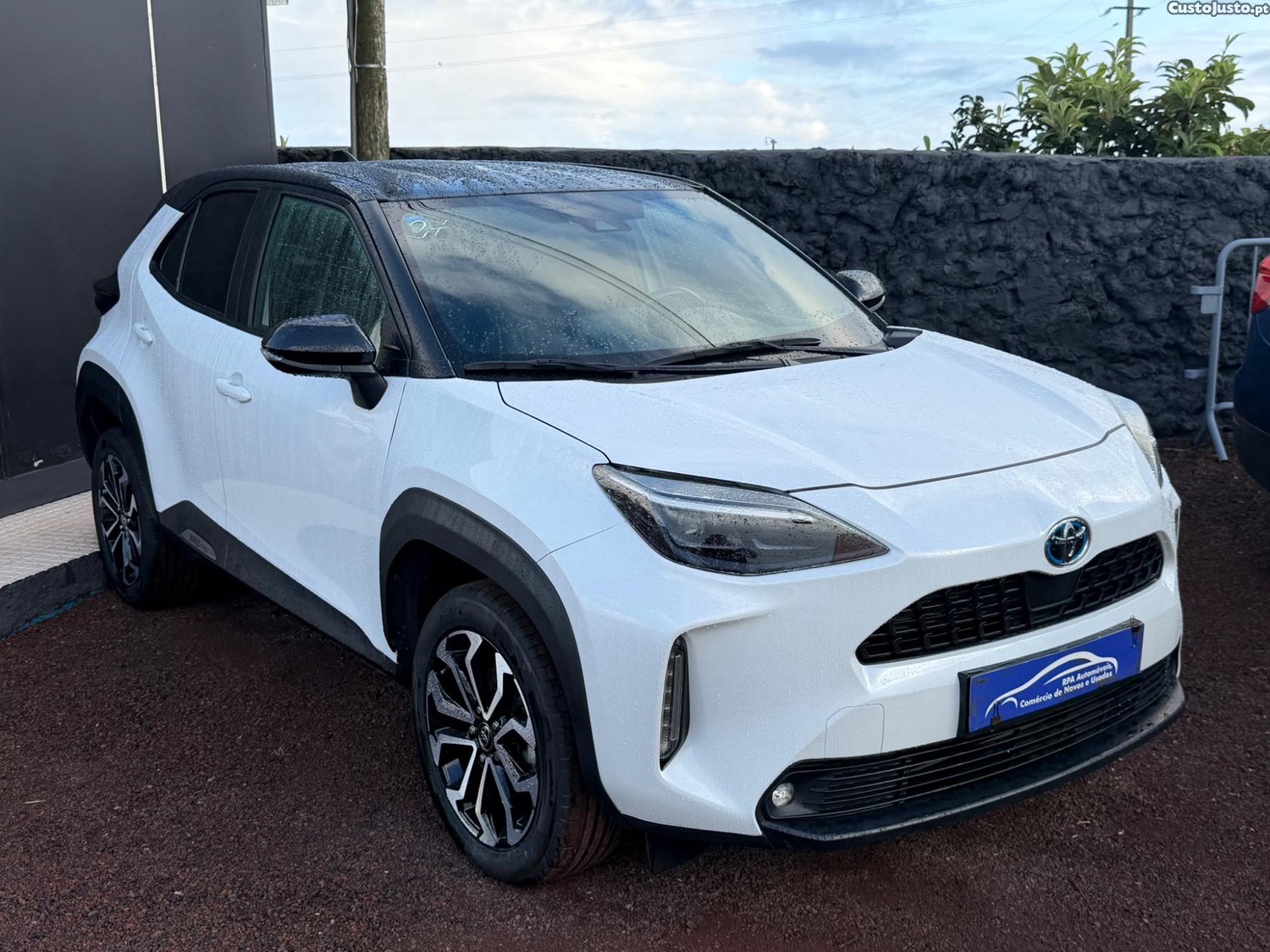 Toyota Yaris CROSS 1.5 HDF HYBRID SQUARE COLLECTION 116CV AUTO - 21 foto 3
