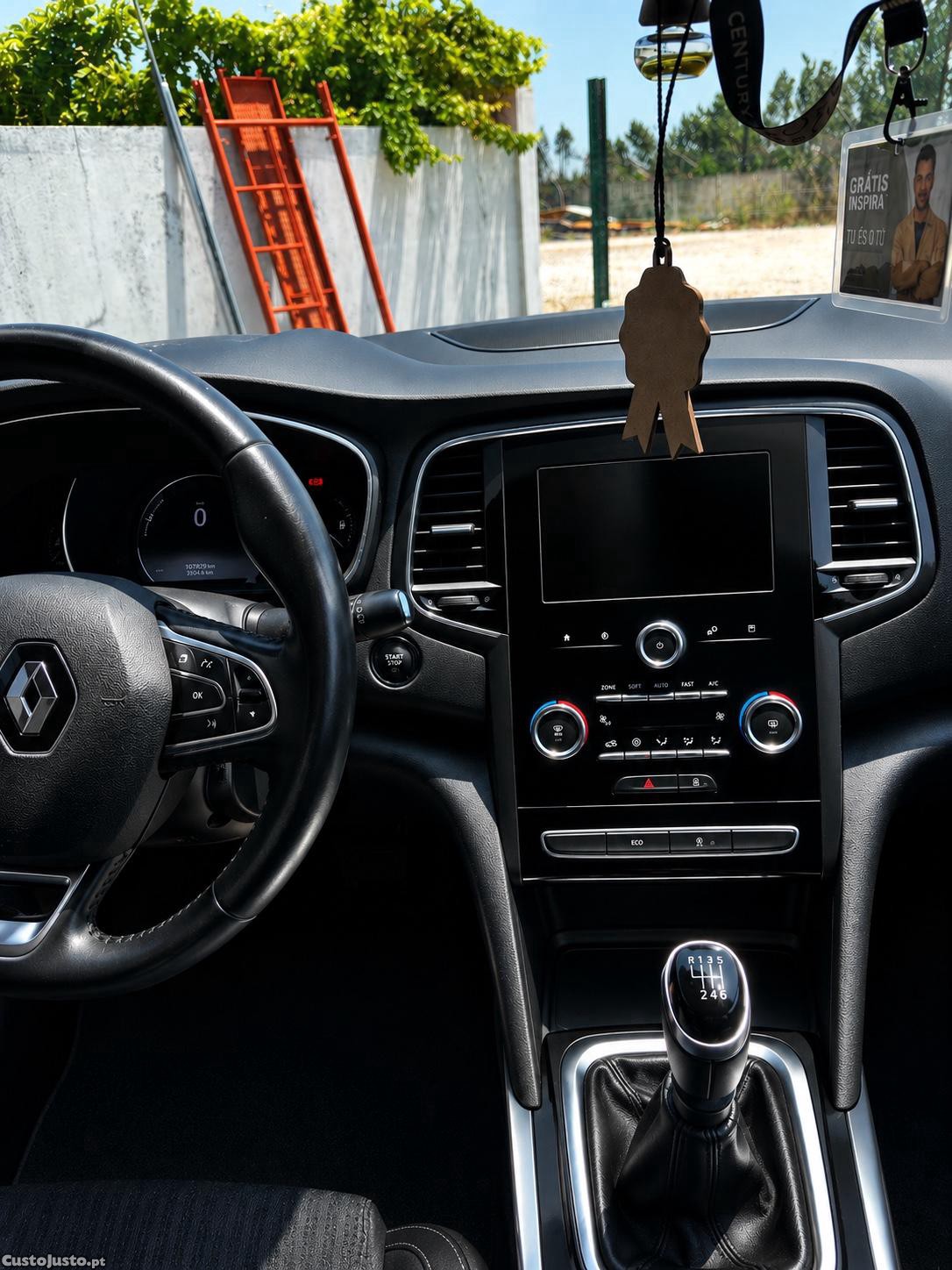 Renault Mégane Limited 1.5 dci — fotografia 3