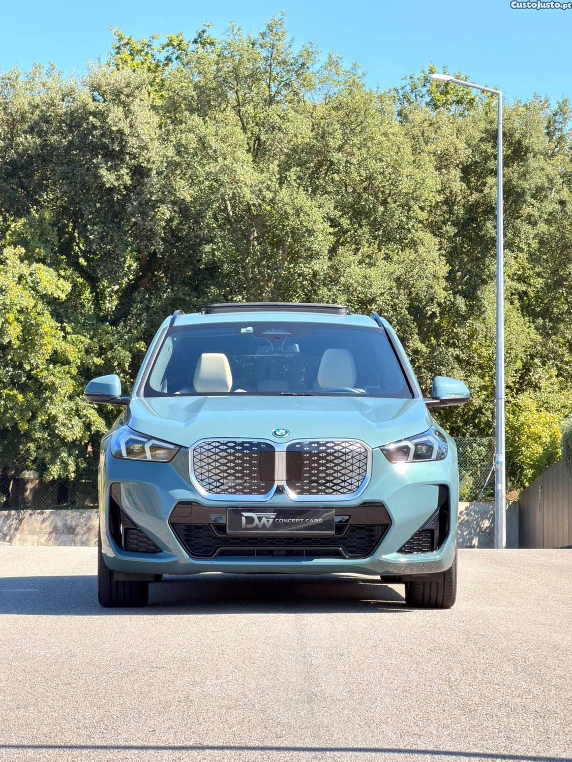 BMW iX1 eDrive 20 - 25 — photo 2