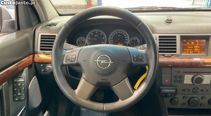 Opel Vectra Caravan 1.9 CDTI, 150Cv Elegance — fotografia 11