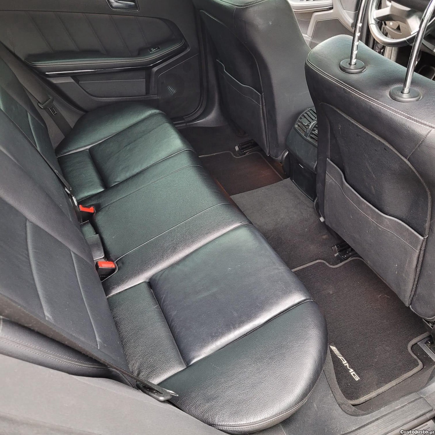 Mercedes-Benz E 350 CDi BlueEfficiency 7G-TRONIC Avantgarde (Pack AMG) — fotografia 2