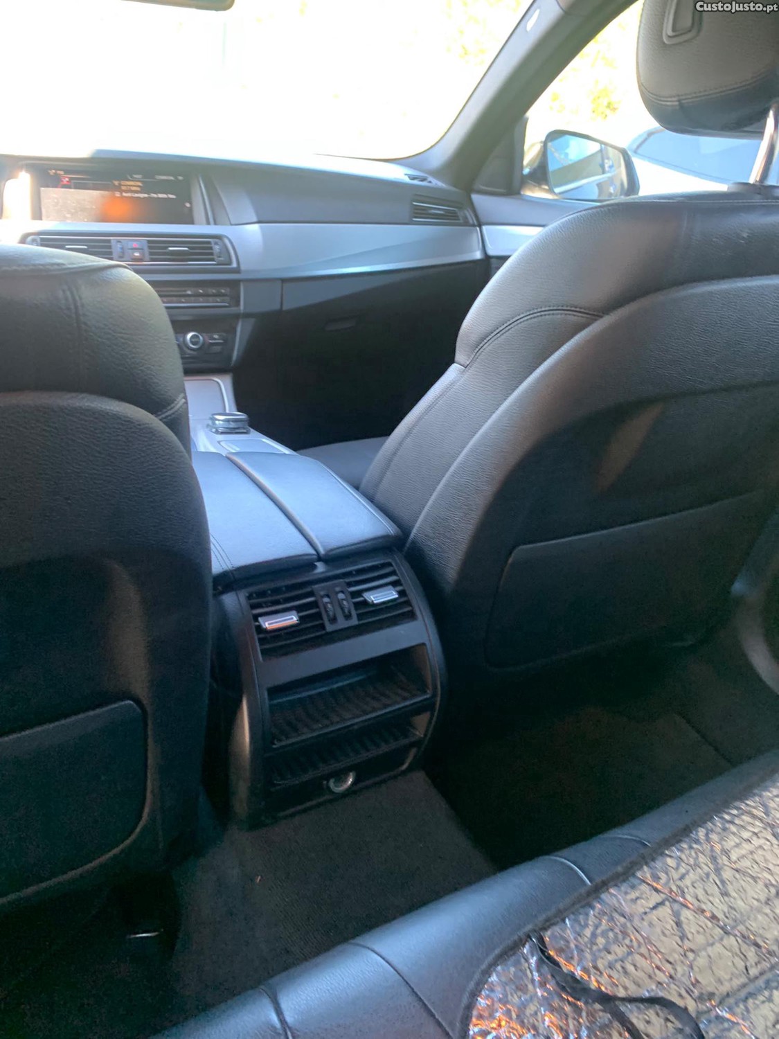 BMW 520 Luxury - 15 foto 5