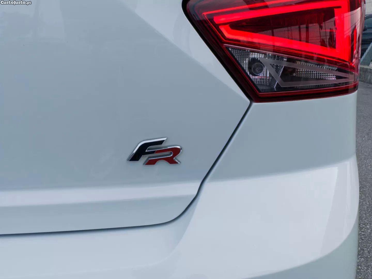 SEAT Ibiza 1.0 tsi fr — fotografia 15