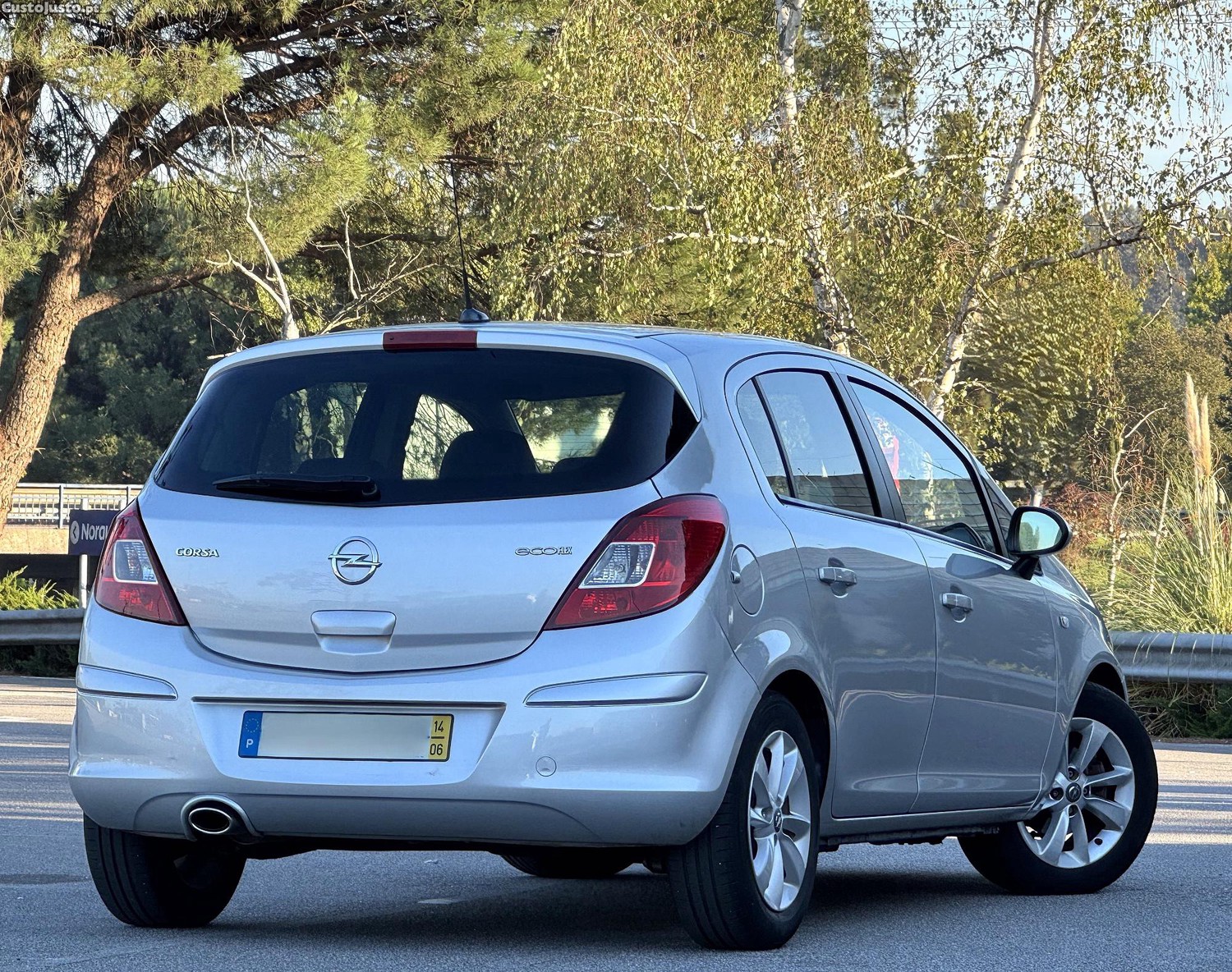 Opel Corsa 1.3 CDti 95cv Cosmo Full Extras — photo 4