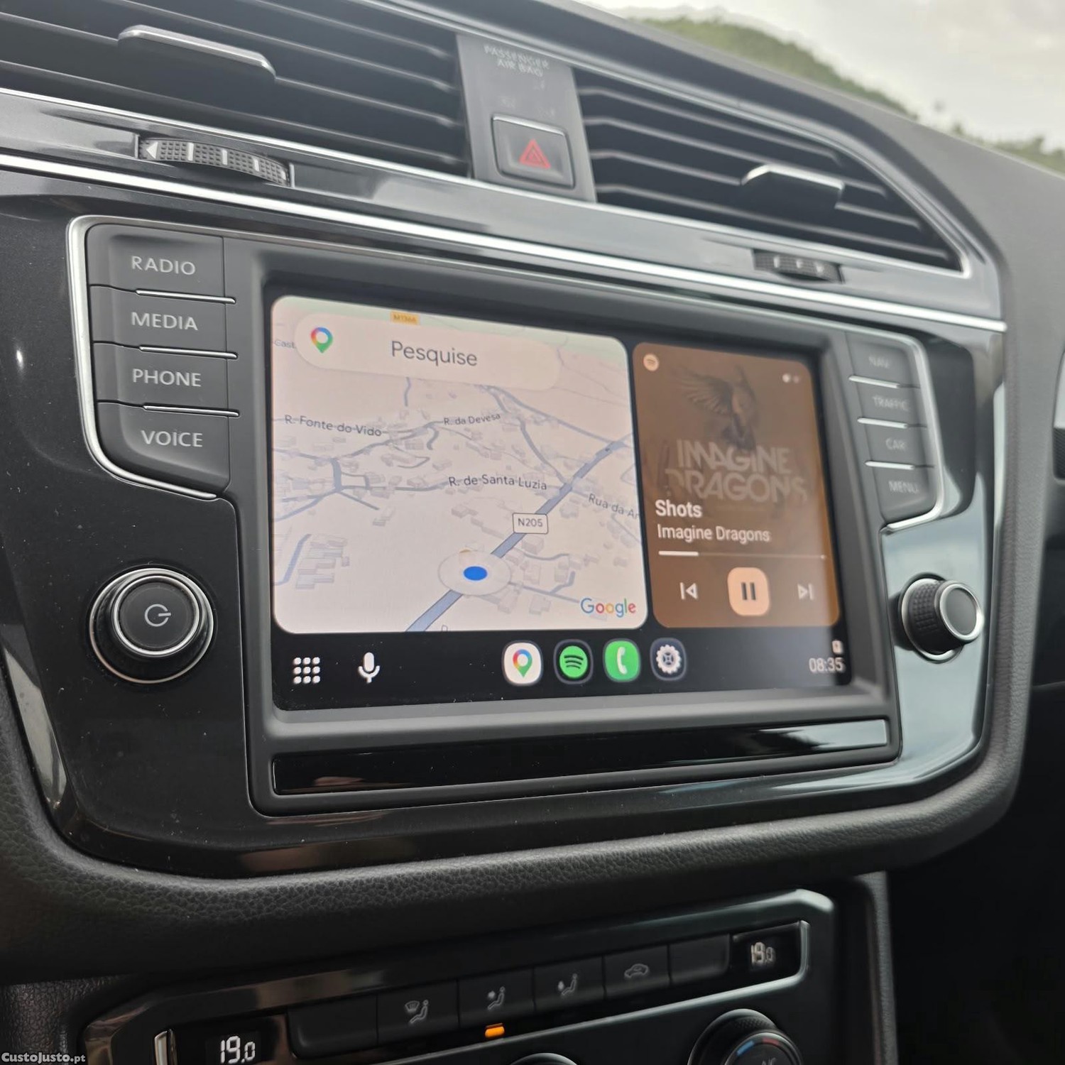 Volkswagen Tiguan 2.0 TDi Sport BlueMotion — fotografia 19