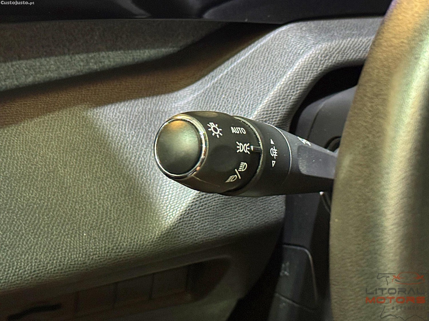 Peugeot 308 1.2 PureTech Allure — fotografia 4