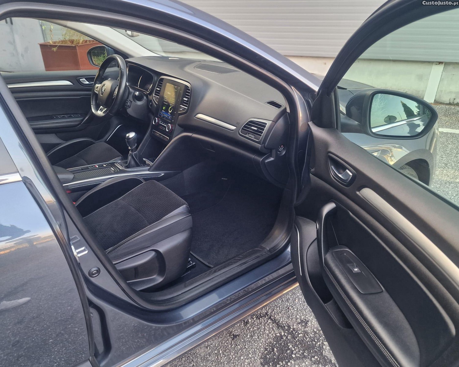 Renault Mégane 1.5 Blue dCi Intens — fotografia 4