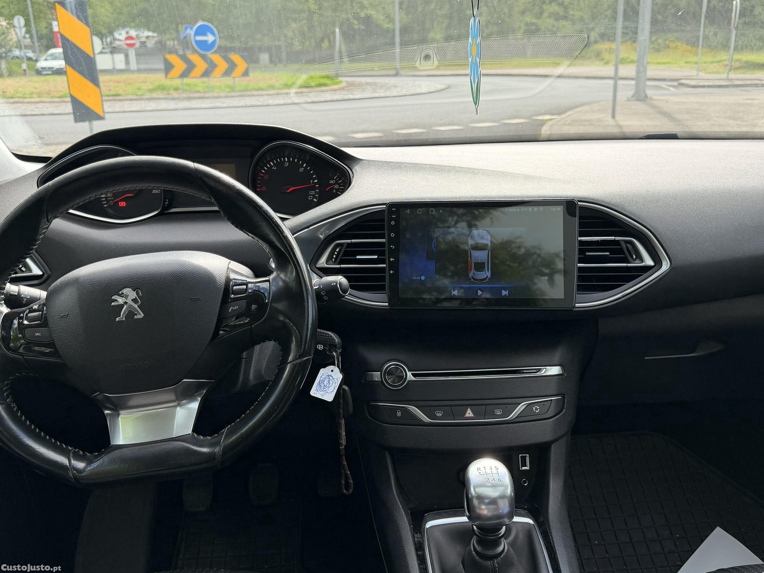 Peugeot 308 Allure — fotografia 5