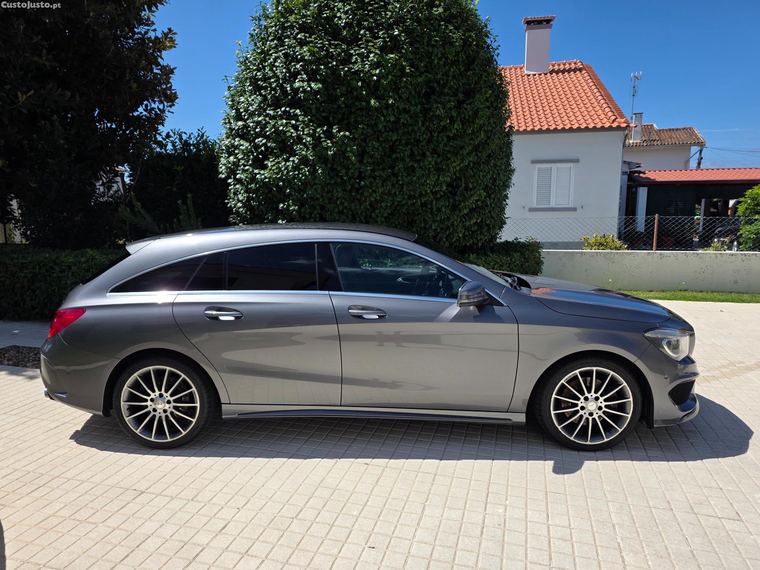 Mercedes-Benz CLA 220 d SB AMG Line Aut. Nacional - 15 foto 3