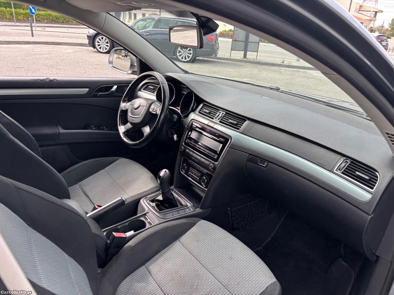 Skoda Superb 1.9 Tdi — fotografia 6