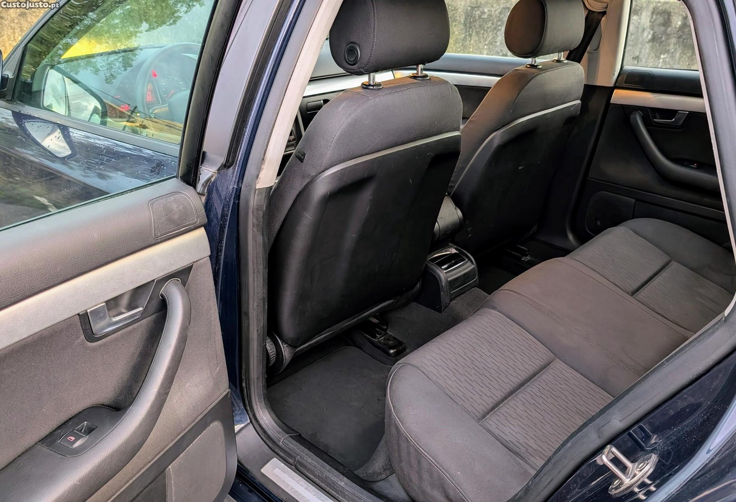 Audi A4 1.9 TDI Ambiente - Muito Bom - Oportunidade! — fotografia 6