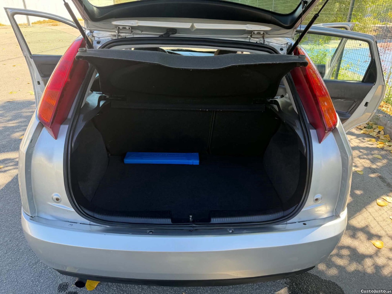 Ford Focus 1.4 16v AC ESTIMADO — photo 4