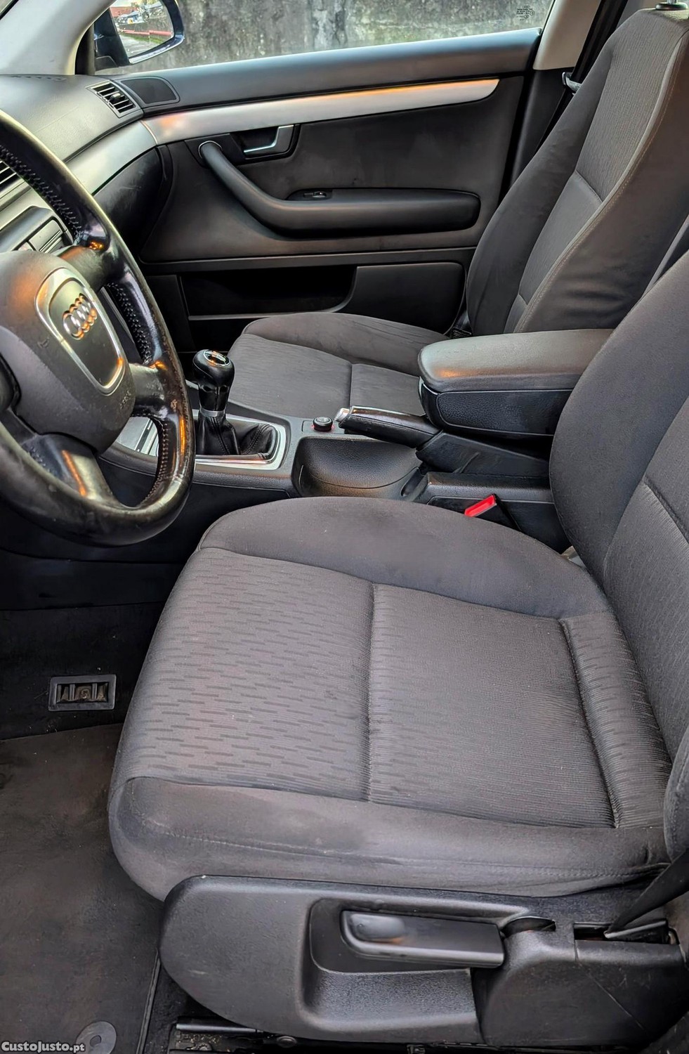 Audi A4 1.9 TDI Ambiente - Muito Bom - Oportunidade! — fotografia 11