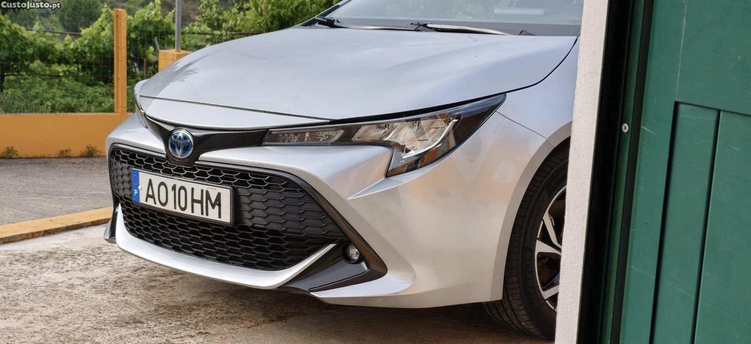 Toyota Corolla Touring Sport - 22 foto 3