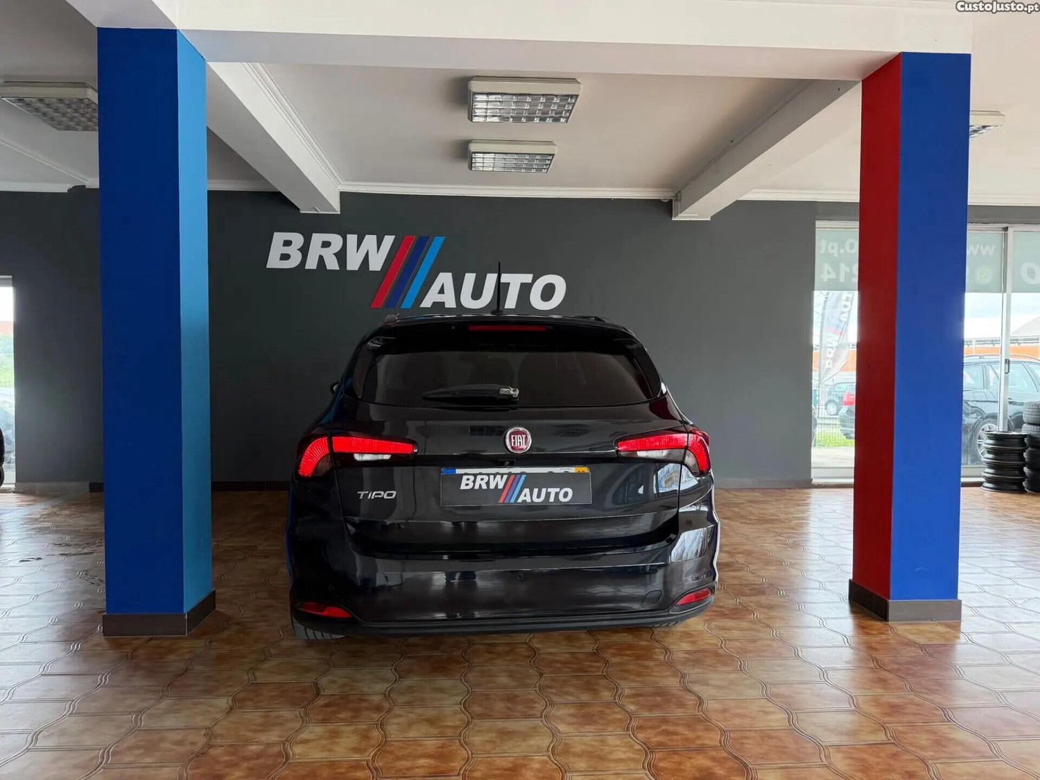 Fiat Tipo 1.3 Multijet City Life — fotografia 16