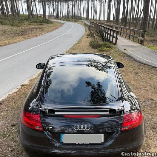 Audi TT 1.8 TFSI - 09 foto 4