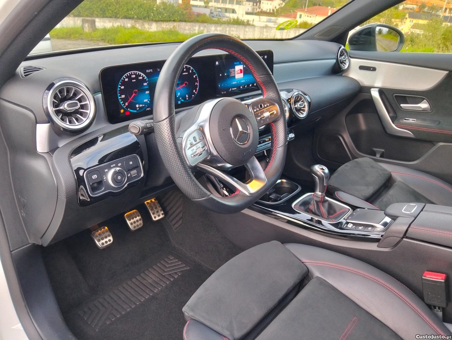 Mercedes-Benz A 160 AMG — fotografia 7