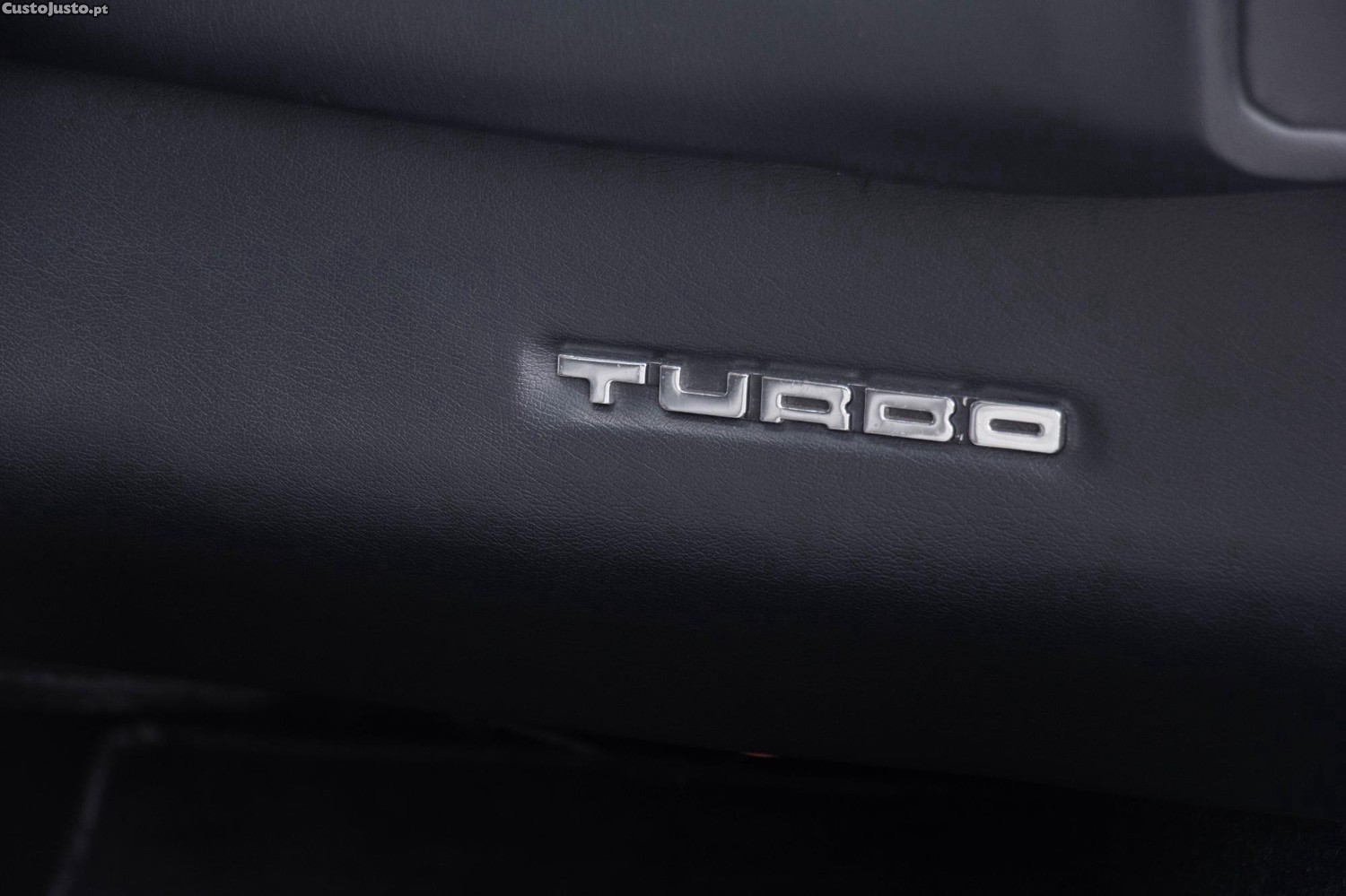 Ferrari 208 GTB Turbo — fotografia 9