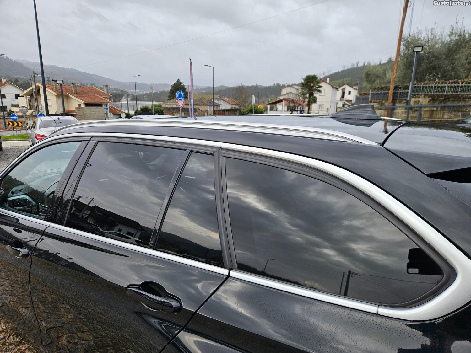 BMW 318 D TOURING SPORT LINE — fotografia 15