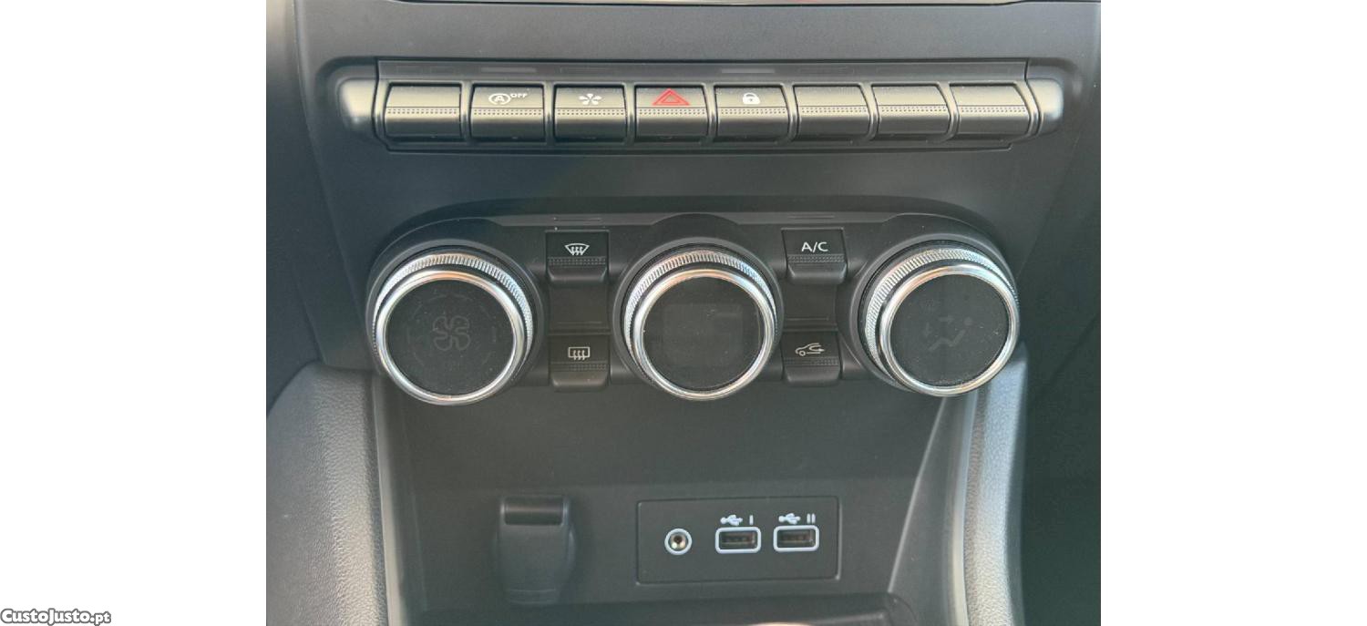 Renault Captur 1.0 TCe Techno Bi-Fuel — fotografia 7