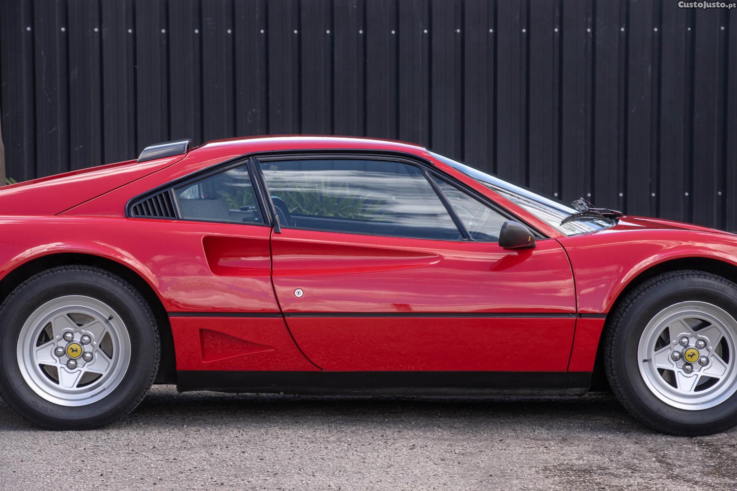 Ferrari 208 GTB Turbo — fotografia 14