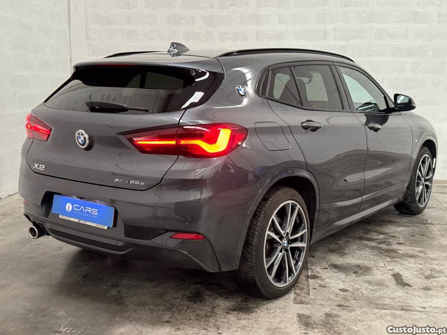 BMW X2 25 e xDrive X Pack M — fotografia 17