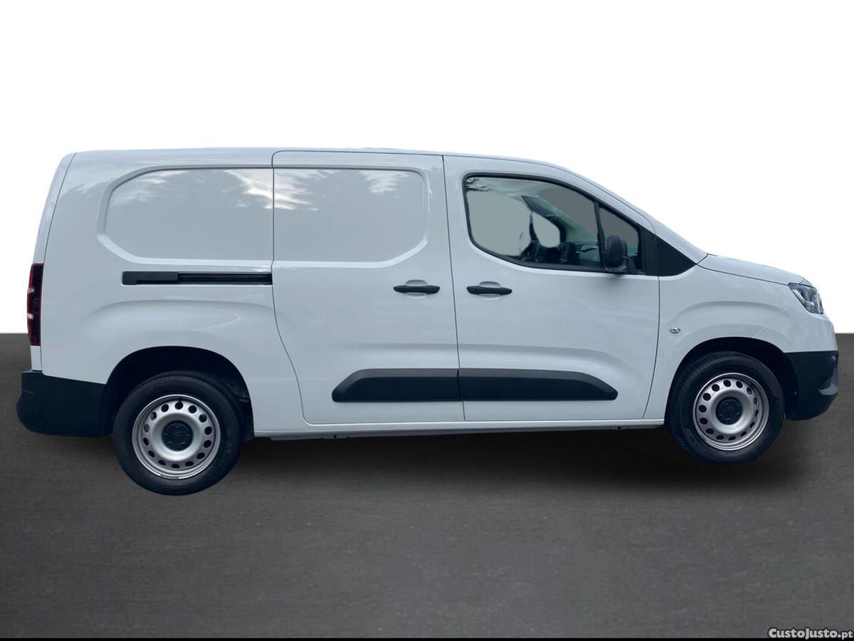 Toyota Proace City 1.5D L2 Comfort — fotografia 4