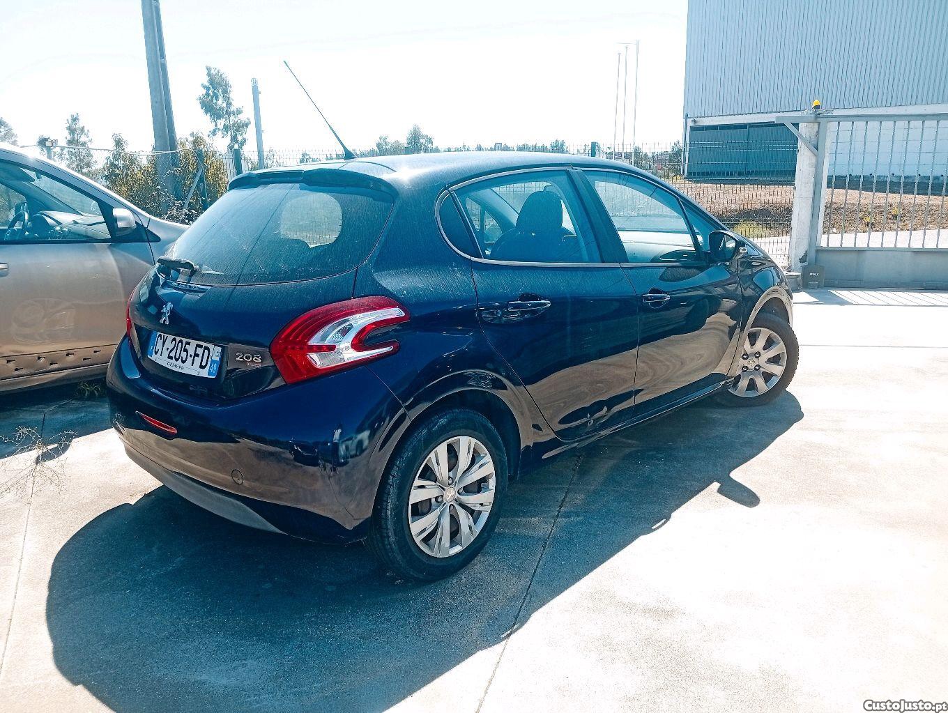 Peugeot 208 1.0 VTi Active GPS - 13 foto 2