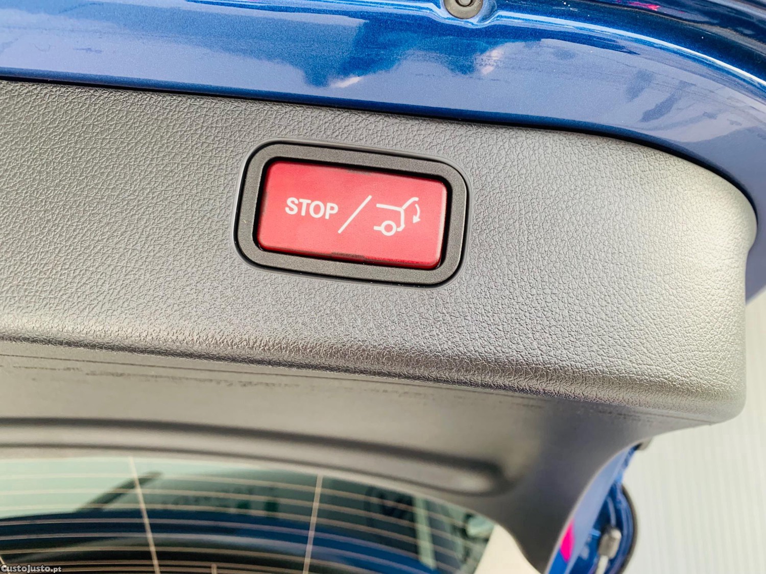 Mercedes-Benz C 200 Hybrid — fotografia 3
