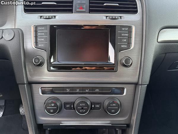 Volkswagen Golf Confortei e — fotografia 8