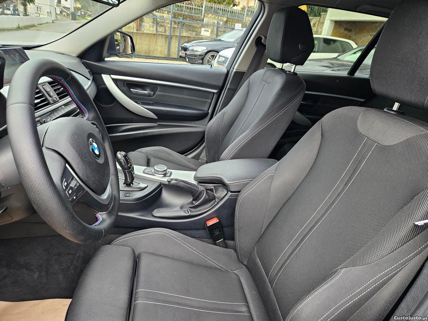 BMW 318 D TOURING SPORT LINE — fotografia 11