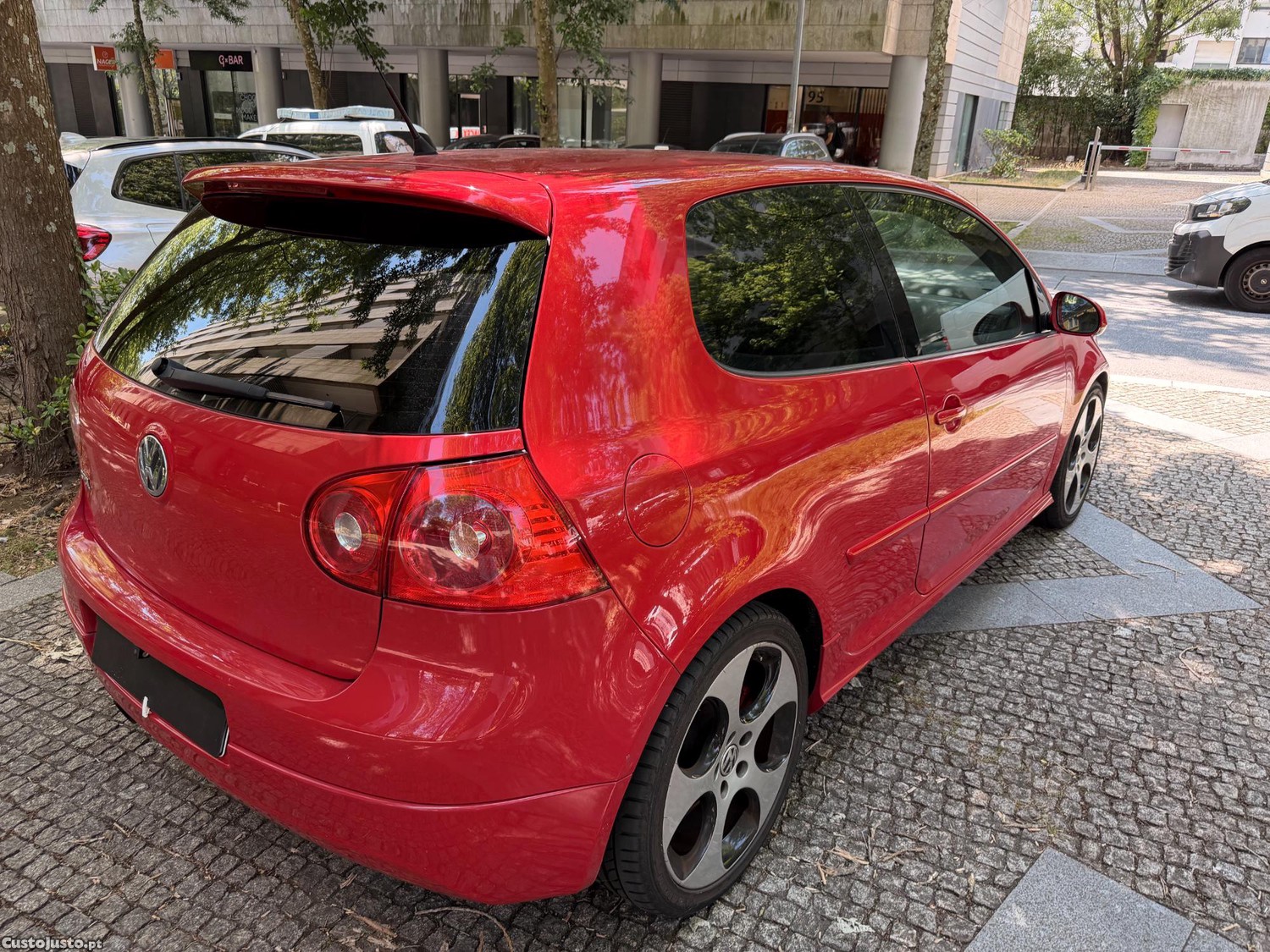 Volkswagen Golf 2.0 GTi — fotografia 19