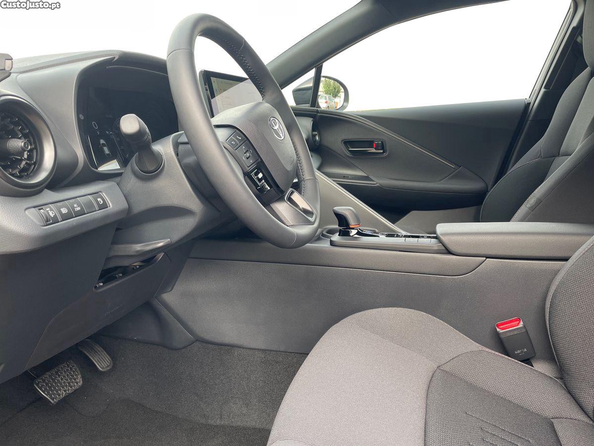 Toyota C-HR 2.0 HDF Plug-in Square Collection — fotografia 7