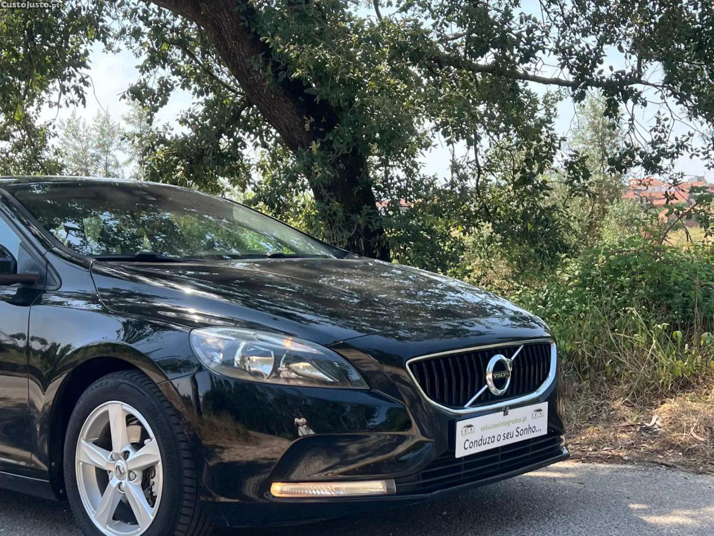 Volvo V40 2.0 d2 momentum — fotografia 6