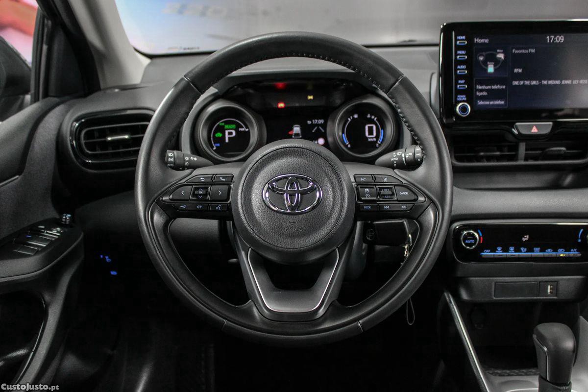 Toyota Yaris 1.5 HDF Exclusive - 23 — photo 4