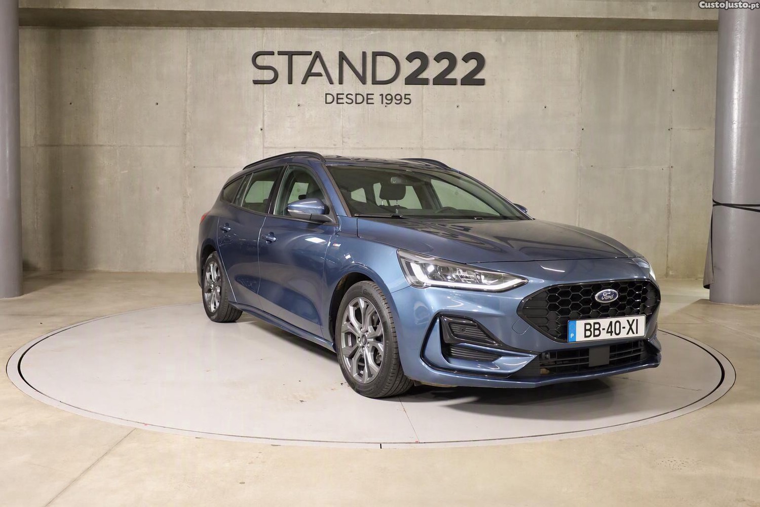 Ford Focus SW 1.0 EcoBoost MHEV ST-Line — photo 3