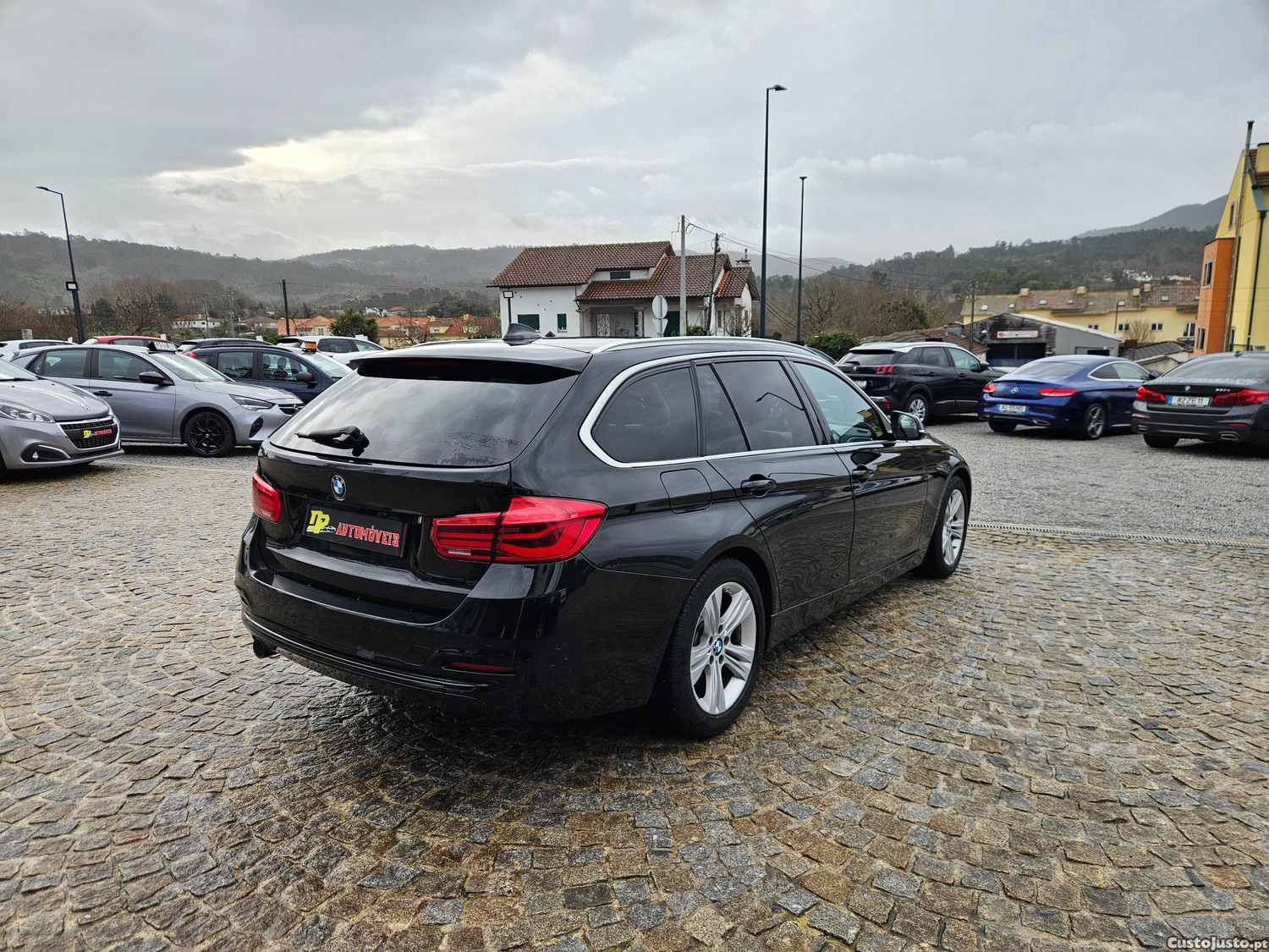 BMW 318 D TOURING SPORT LINE — fotografia 21