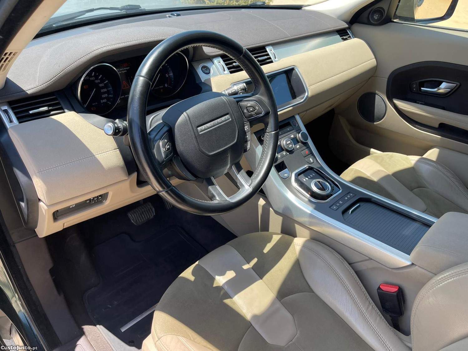 Land Rover Evoque 2.2 TD4 Dynamic Auto — fotografia 9