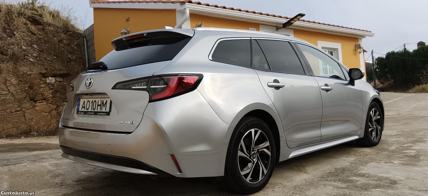 Toyota Corolla Touring Sport - 22 foto 5