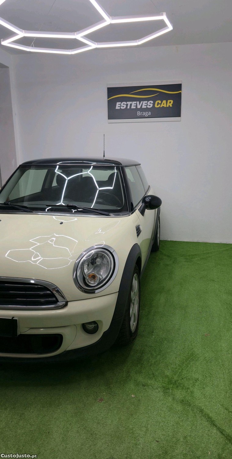 MINI Cooper 1.6 Diesel — photo 3