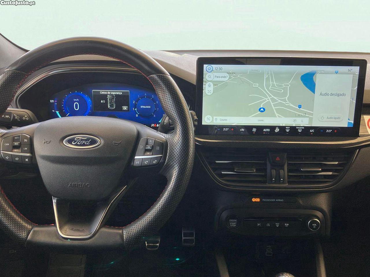 Ford Focus 1.0 EcoBoost MHEV ST-Line — fotografia 10