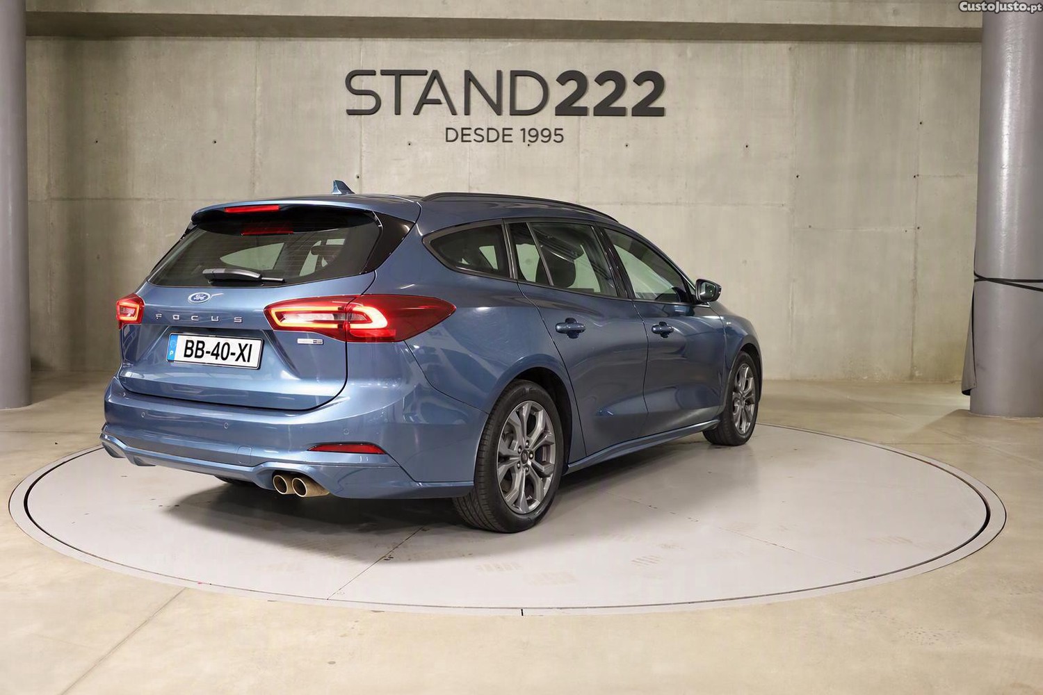 Ford Focus SW 1.0 EcoBoost MHEV ST-Line — photo 5