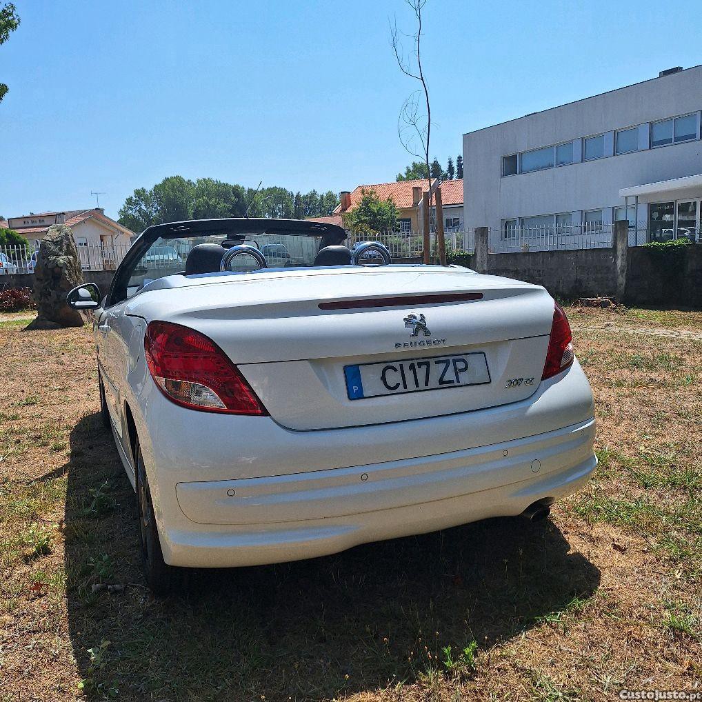 Peugeot 207 cabrio roland garros - 12 foto 2